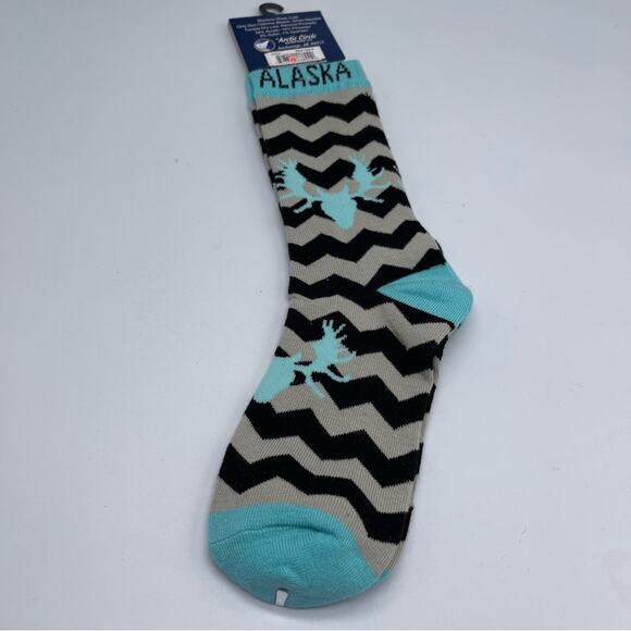 NWT Alaska Chevron and Moose Socks. Size 8-11 Women - Picture 4 of 5